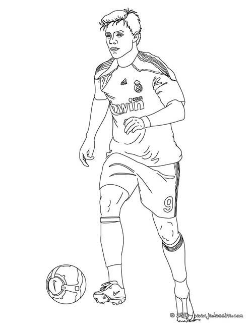 Coloriage-JOUEURS-DE-FOOT-Xavi.jpg