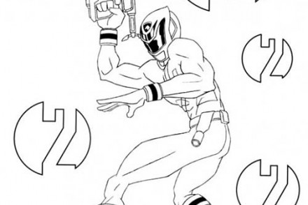 Coloriage-POWER-RANGERS-Ranger-avec-son-pistolet-laser.jpg